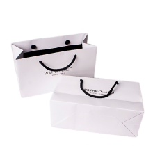 Recyclable White Printed Paper Bag For Jewelry Packaging